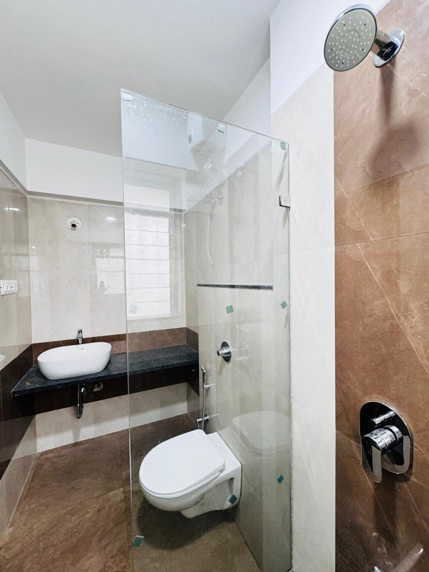 Hsquare Luxury Apartments Goregaon مومباي المظهر الخارجي الصورة